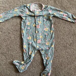 Magnetic Me Baby Girl Sleeper Size 3-6 Months Light Blue Floral